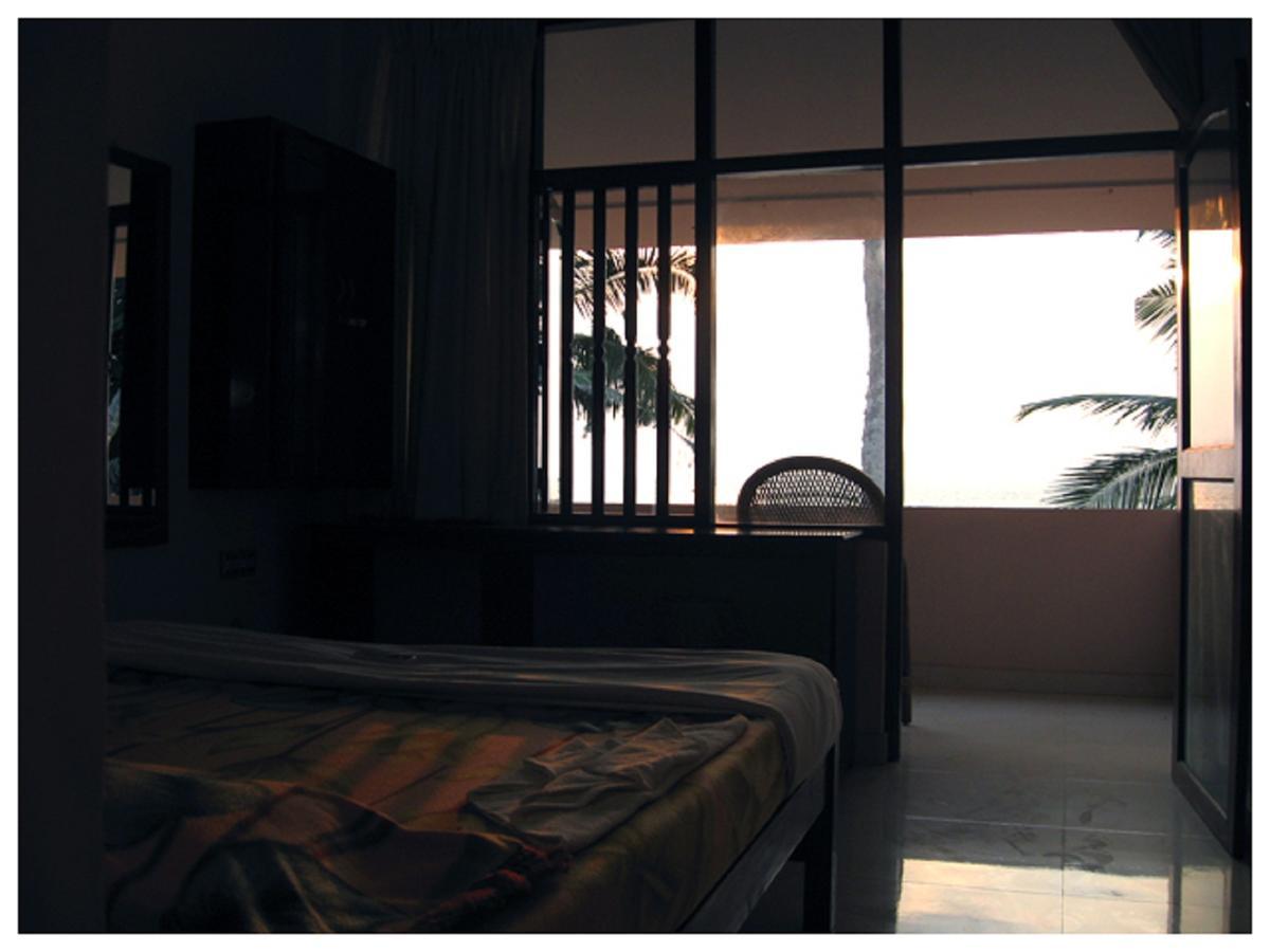 Seaflower Beach Resort Kovalam Exteriör bild