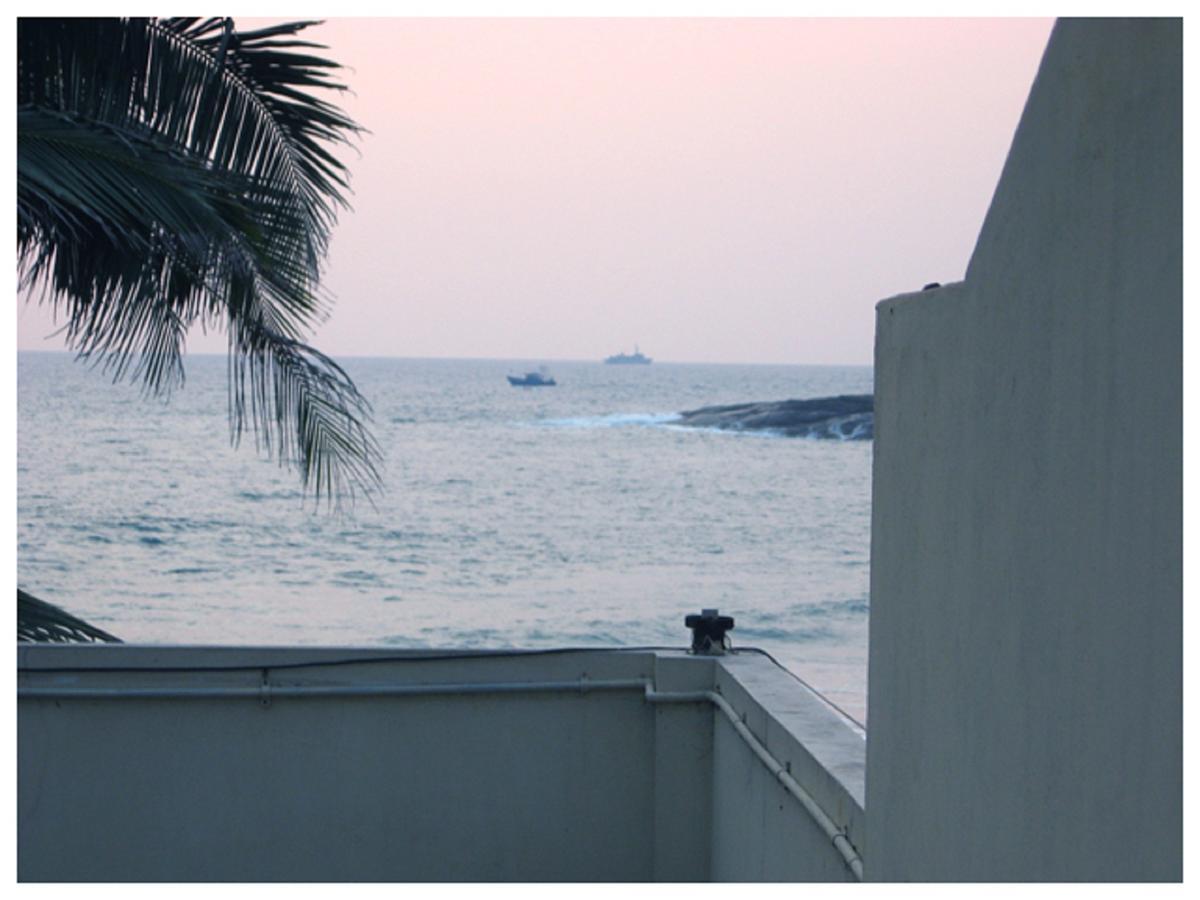 Seaflower Beach Resort Kovalam Exteriör bild