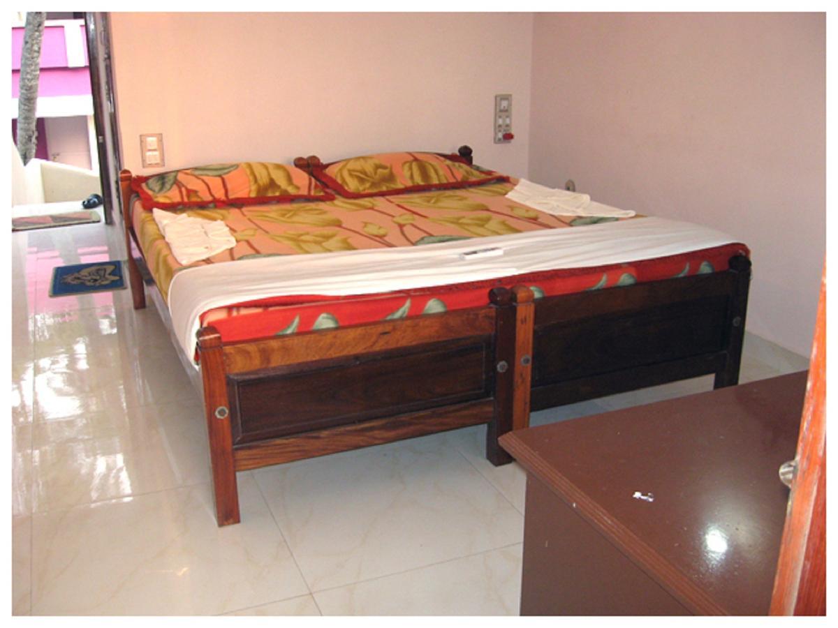 Seaflower Beach Resort Kovalam Exteriör bild