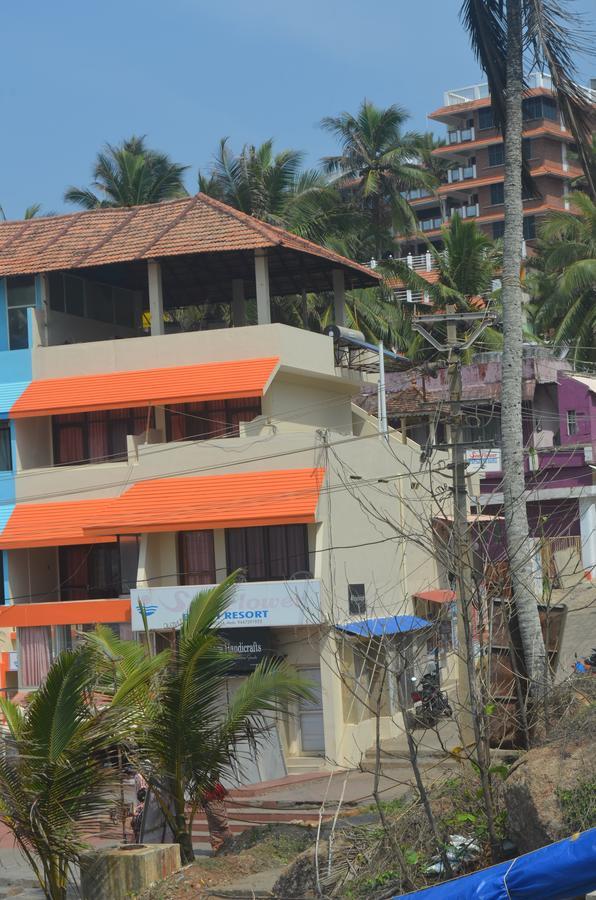 Seaflower Beach Resort Kovalam Exteriör bild